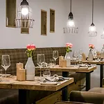 فندق فيادنفيزهاي 4*