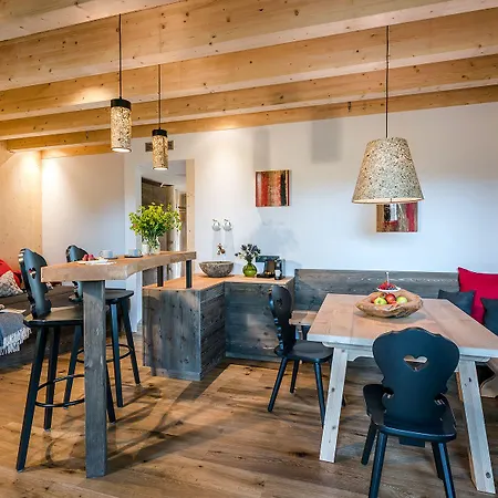 Werdenfelserei מלון